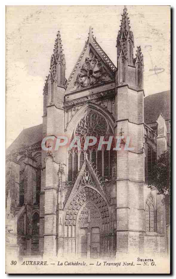 CPA Auxerre La cathedrale Le transept Nord