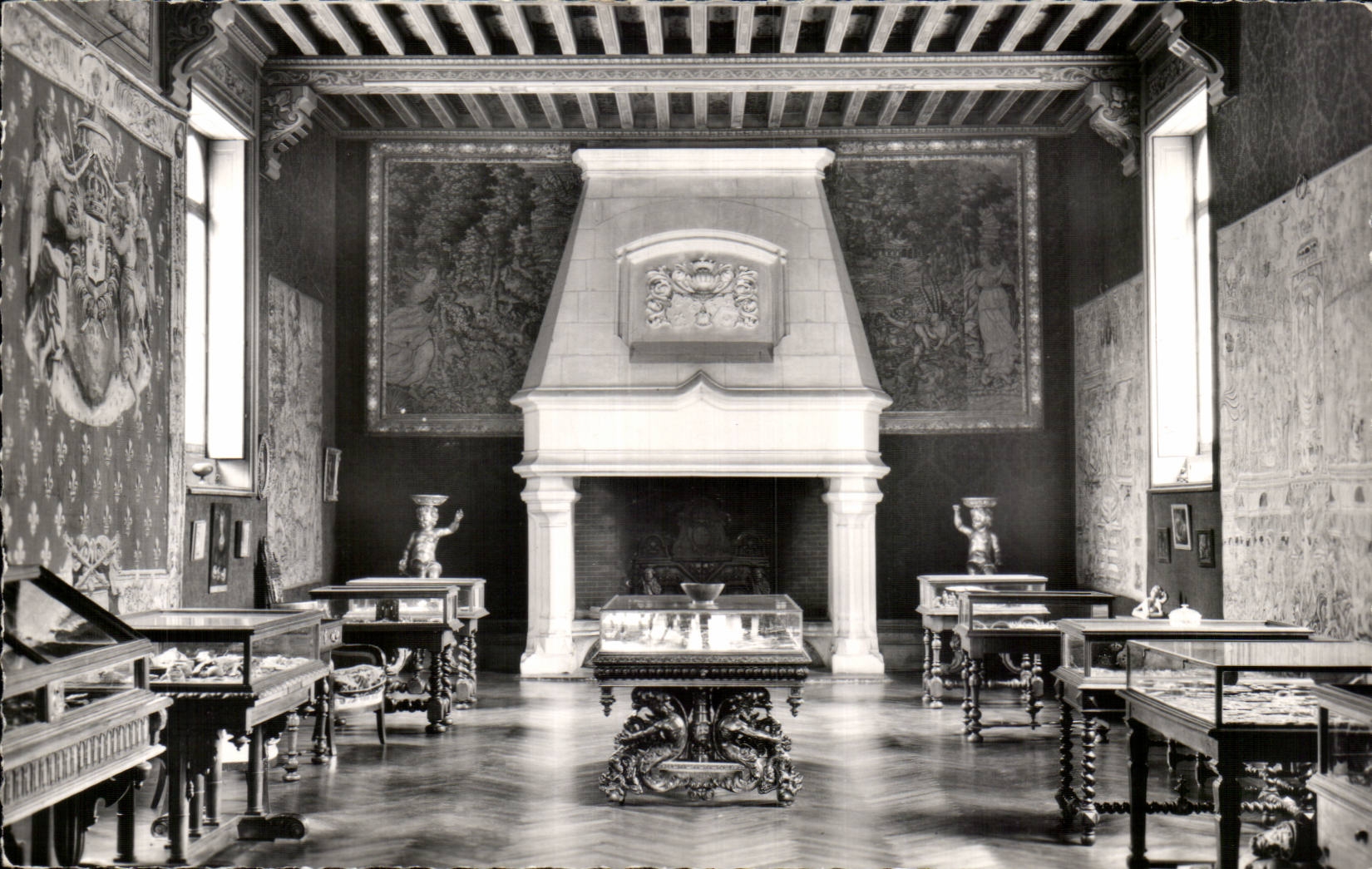 Château de la Court d'Aron — Le Musée — Éditions FALAISE