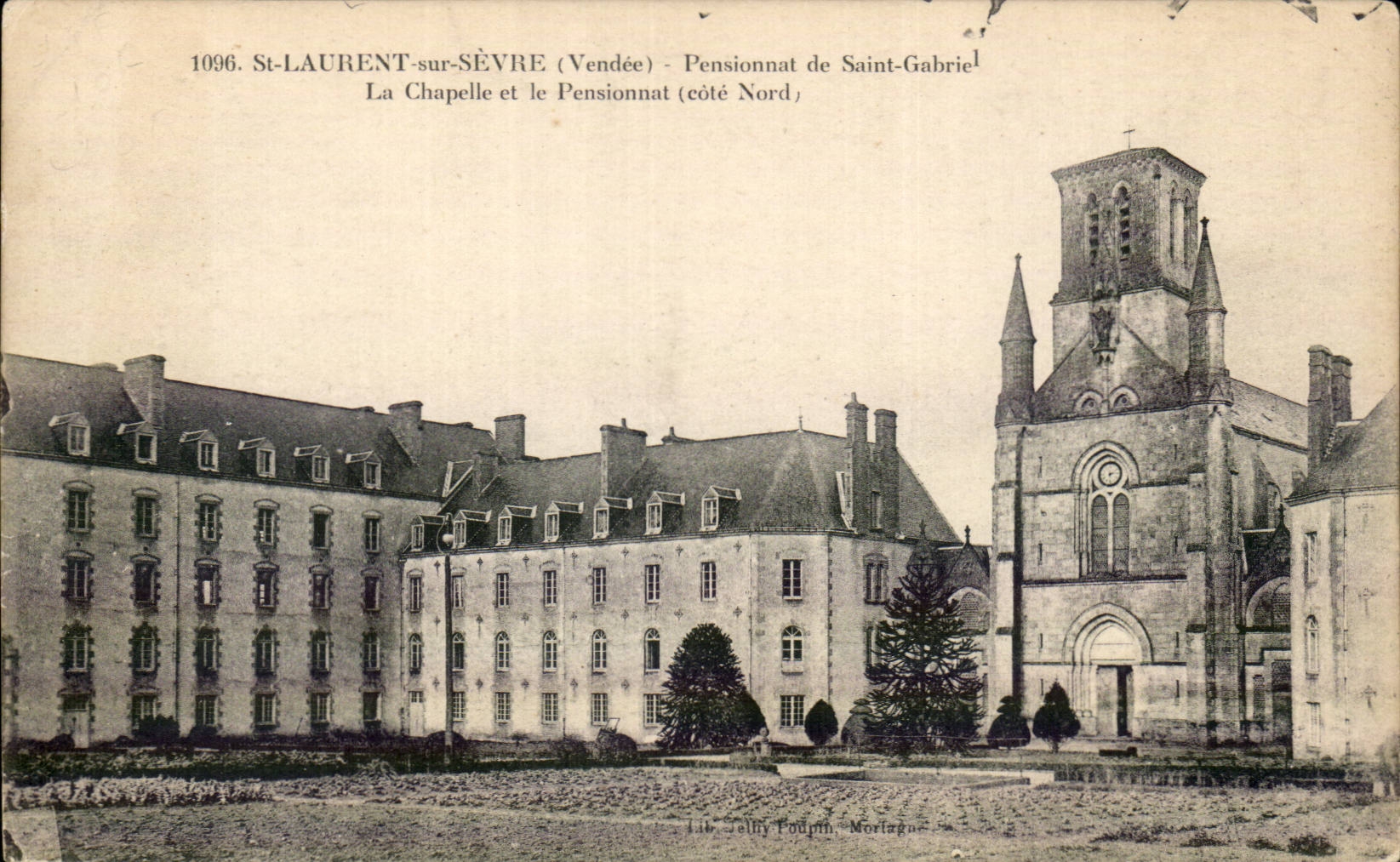 St laurent sur Sevre CPA Pensionnat de Saint Gabriel La chapelle et le pensionnat Cote nord