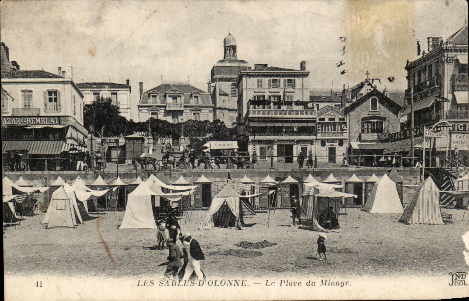 CPA Les Sables d'olonne La place du minage
