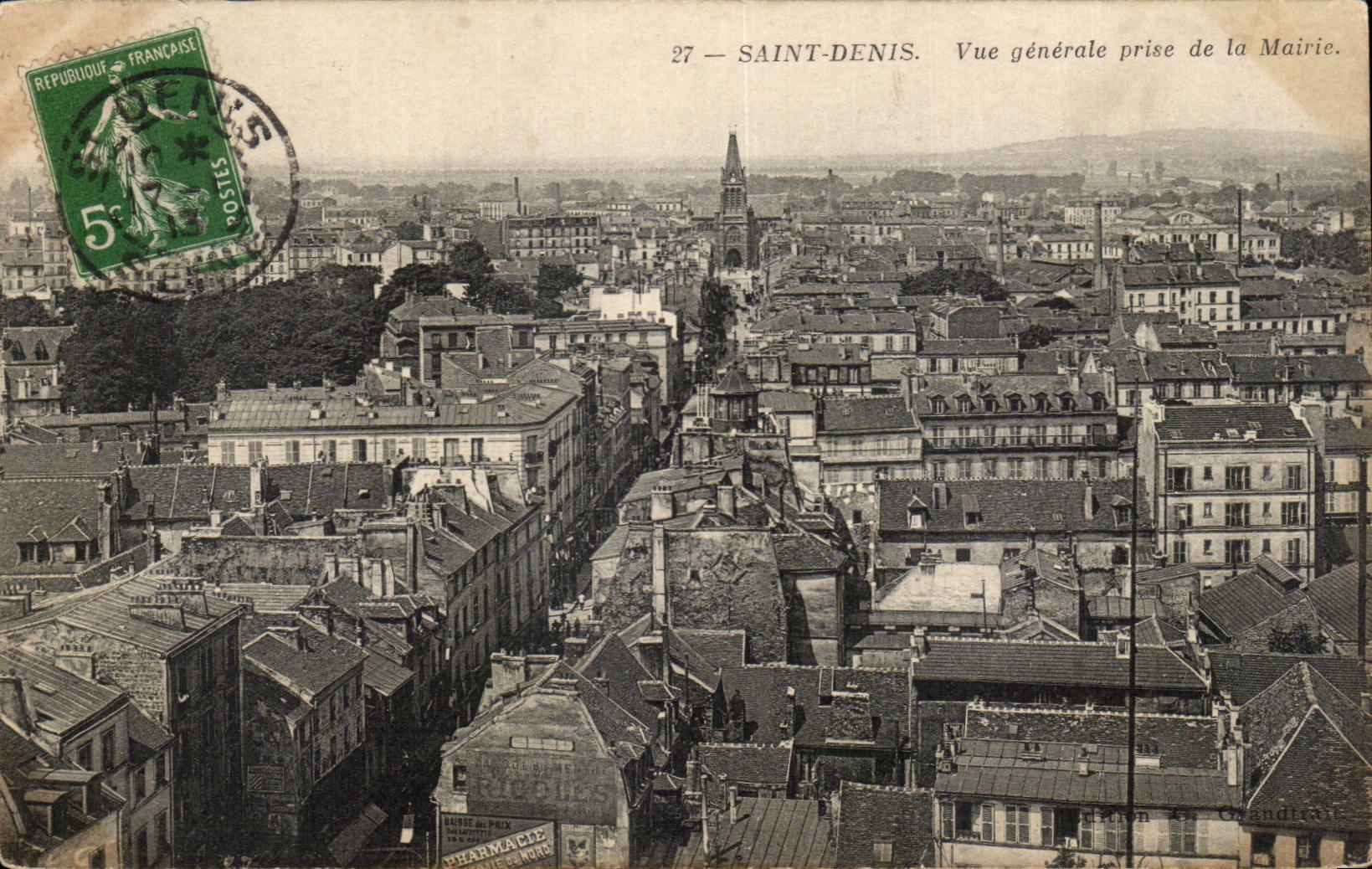 CPA St Denis Vue generale prise de la mairie