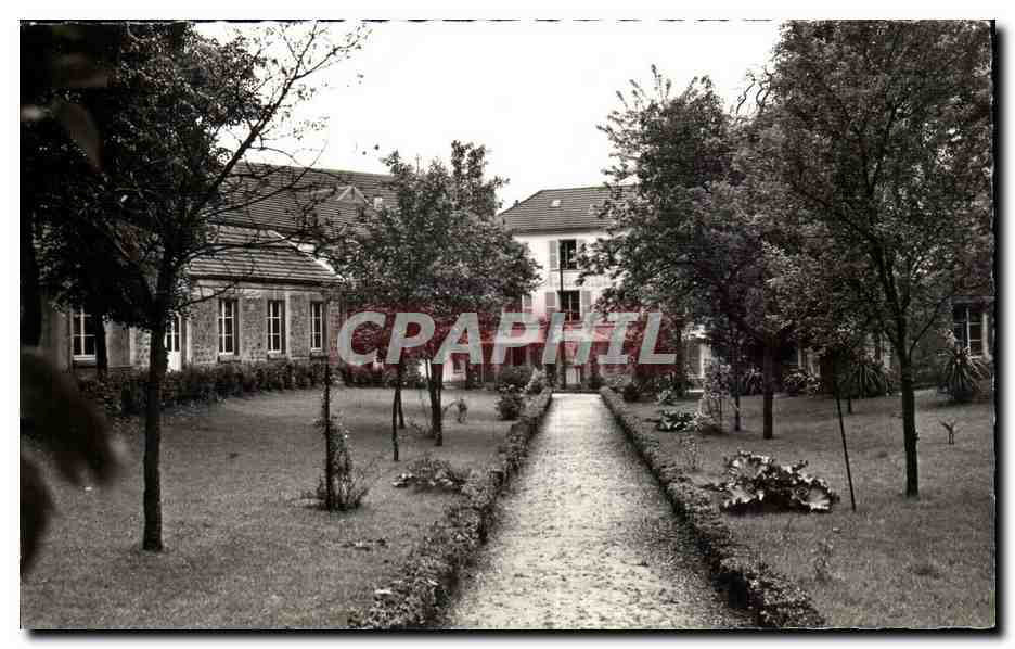 CPSM Beaumont sur Oise Institution Jeanne d'arc La maison vue du parc
