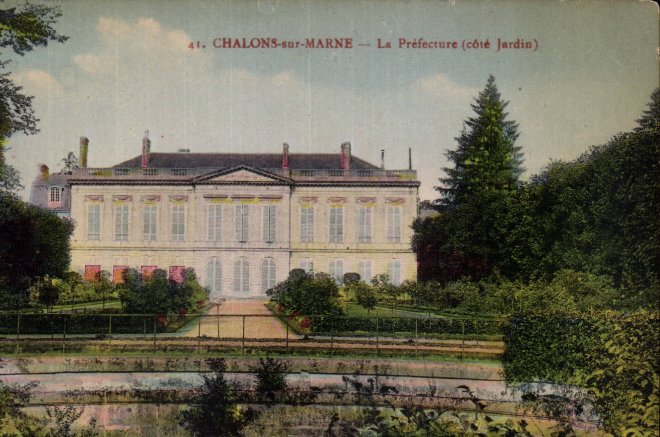 Chalons-sur-Marne — La Préfecture (côté Jardin) — Éditeur : Chalons-sur-Marne, n° 41