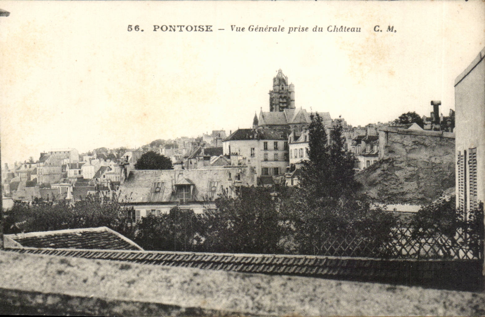 Pontoise CPA Vue generale prise du chateau