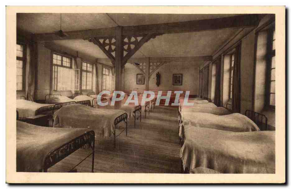 CPA Cherbourg Institut Saint Paul Un dortoir