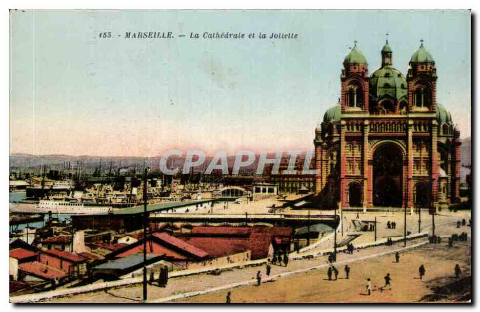CPA Marseille La cathedrale et le Joliette