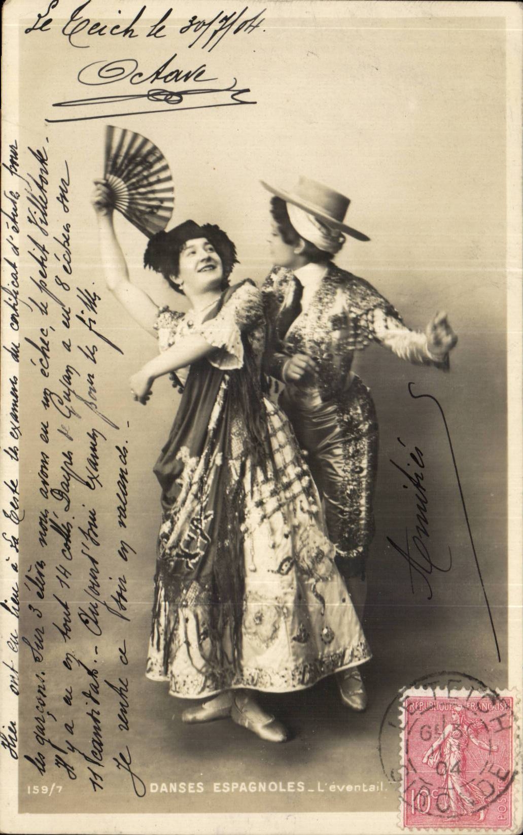 CPA Fantaisie Danses espagnoles L' eventail Folklore Danse
