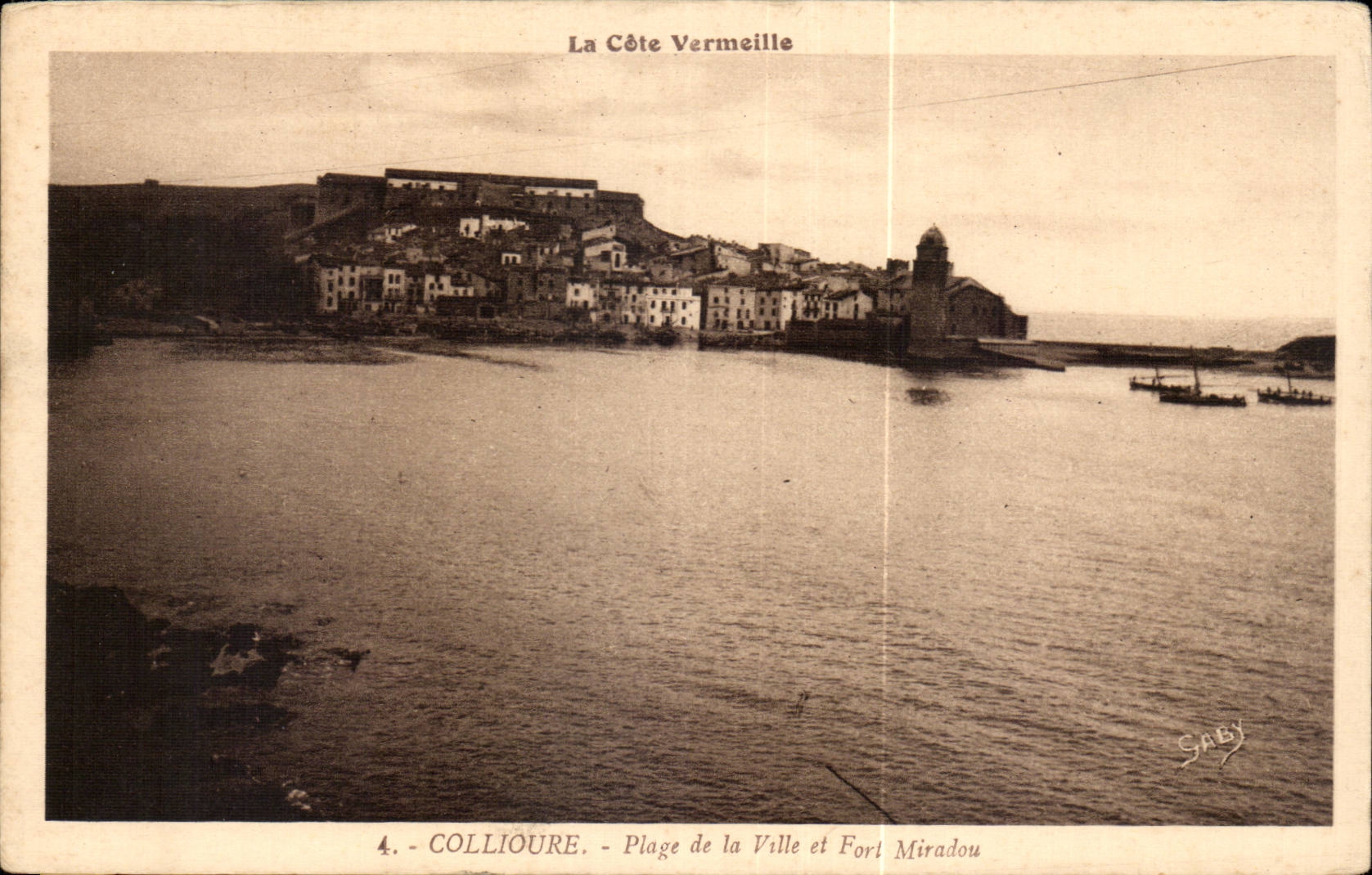 CPA Collioure Plage de la ville et fort Miradou