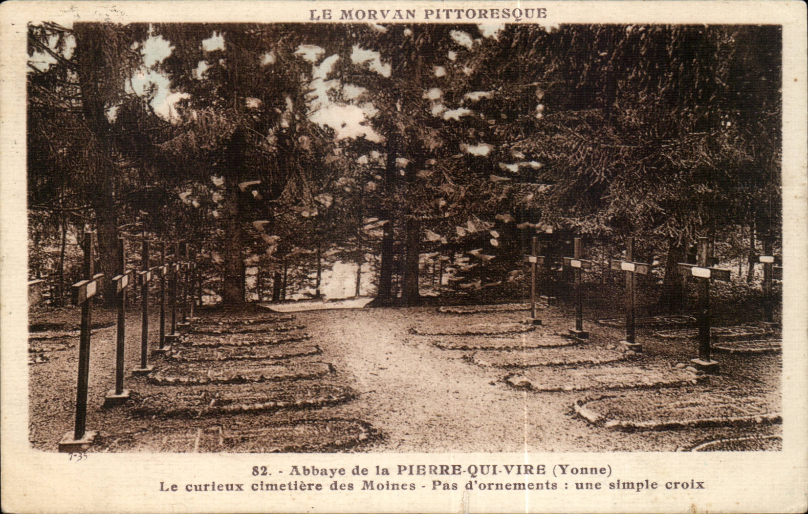 CPA Morvan abbaye de Pierre Qui Vire Le curieux cimetiere des moines Pas d'ornements une somple croix