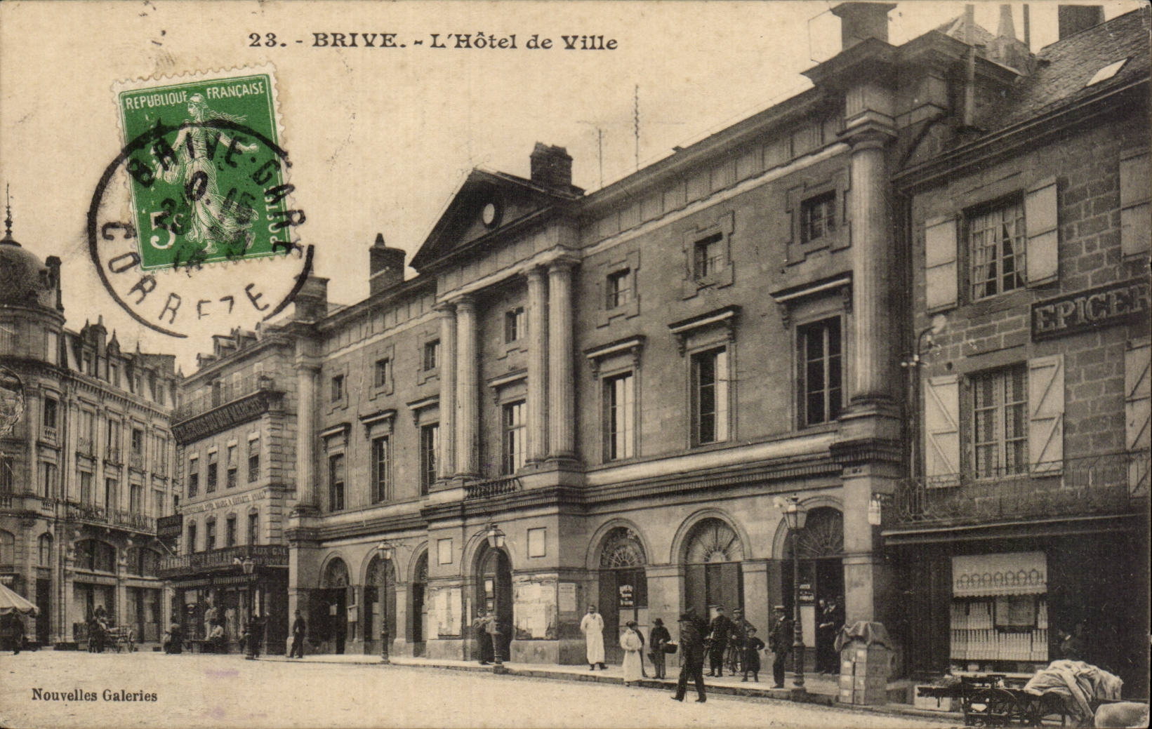 Brive - L'Hôtel de Ville — Nouvelles Galeries, éditeur