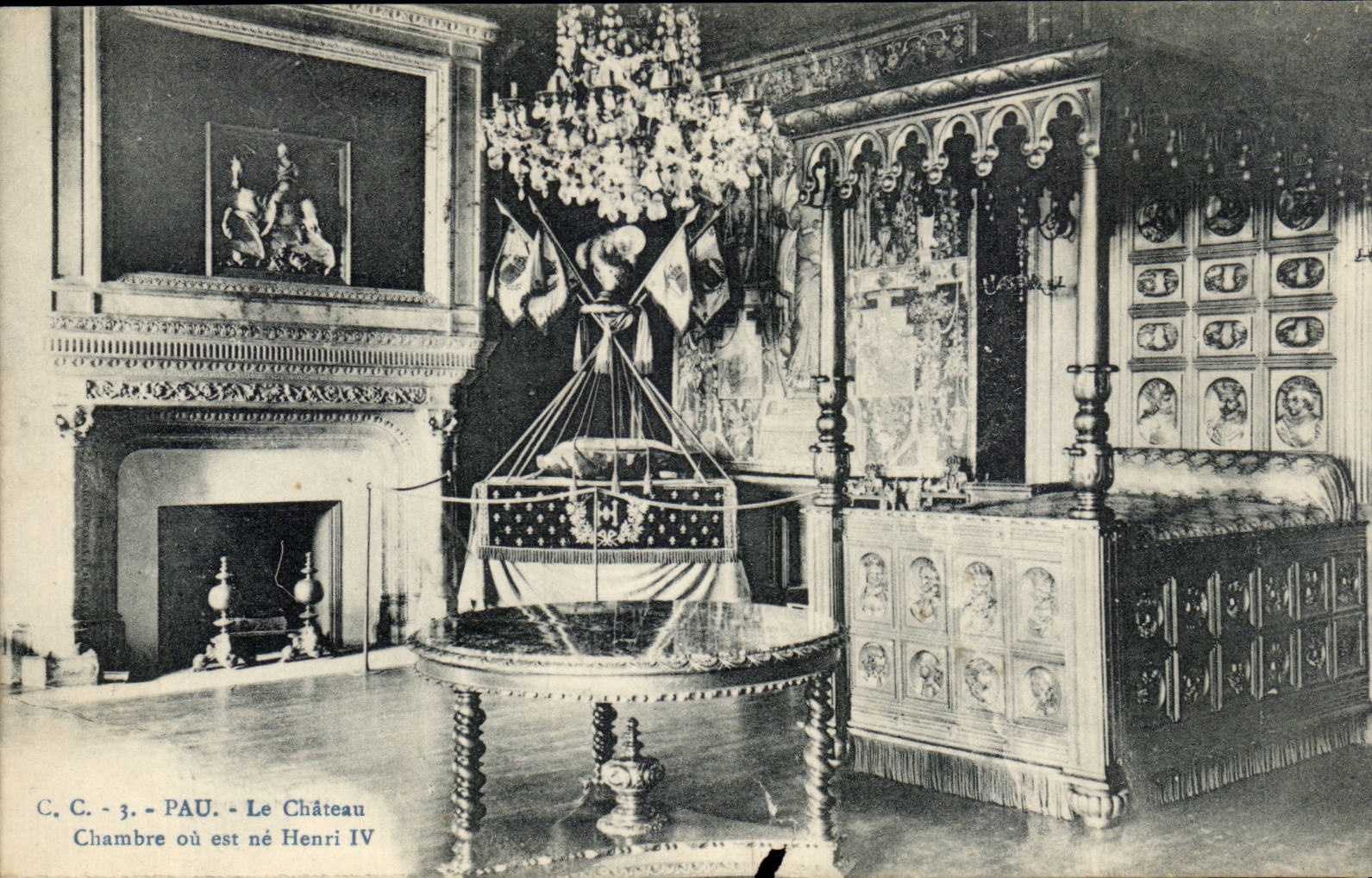 Pau - Le Château - Chambre où est né Henri IV