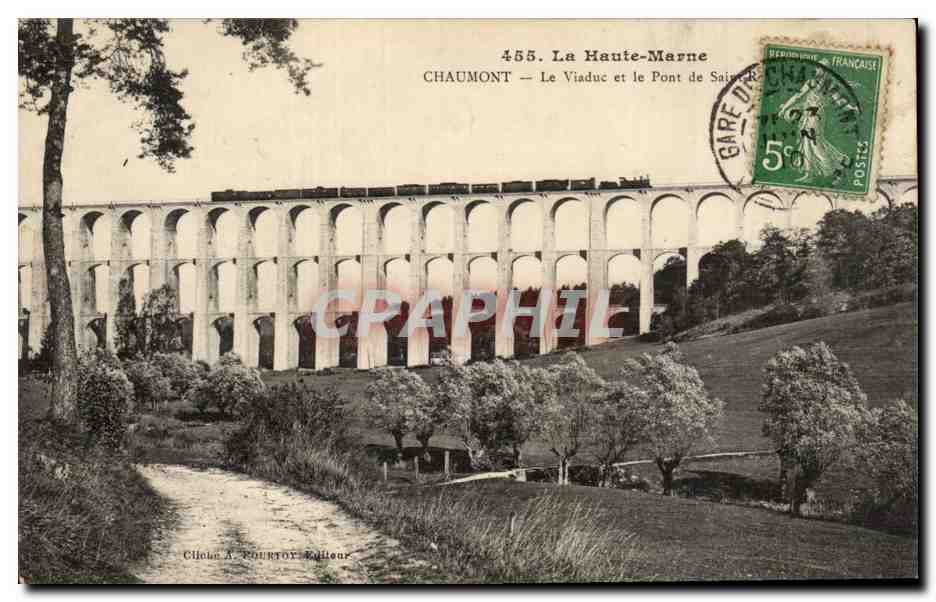 CPA Chaumont Le viaduc et le pont Train