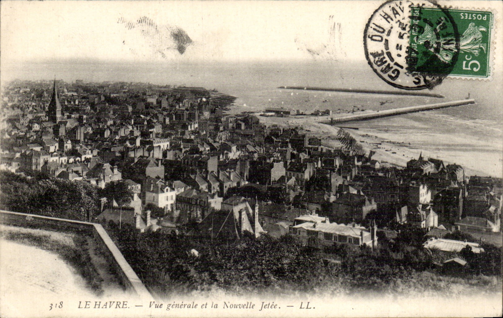 CPA Le Havre Vue generale et la nouvelle jetee