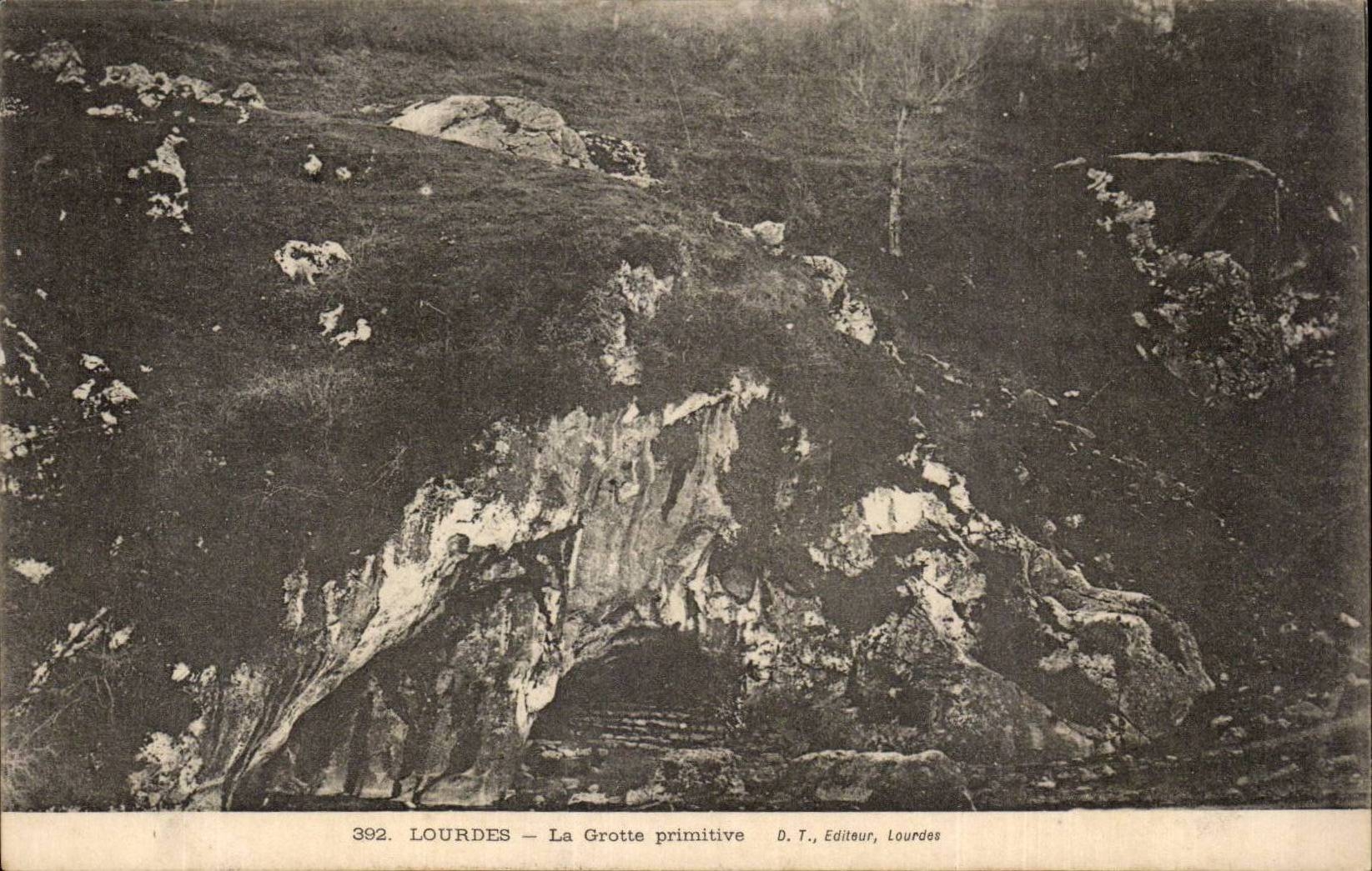 CPA Lourdes La grotte primitive 