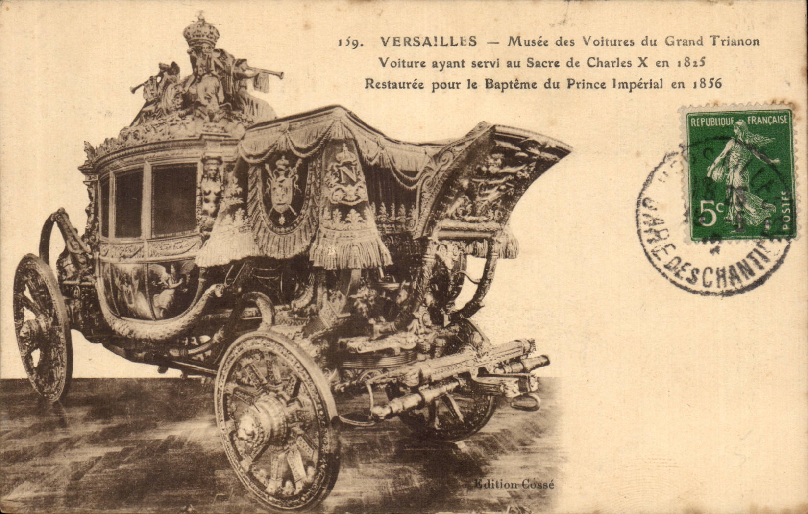 CPA Versailles Musee des voitures du Grand Trianon Voiture ayant servi au sacre de Charles X en 1825