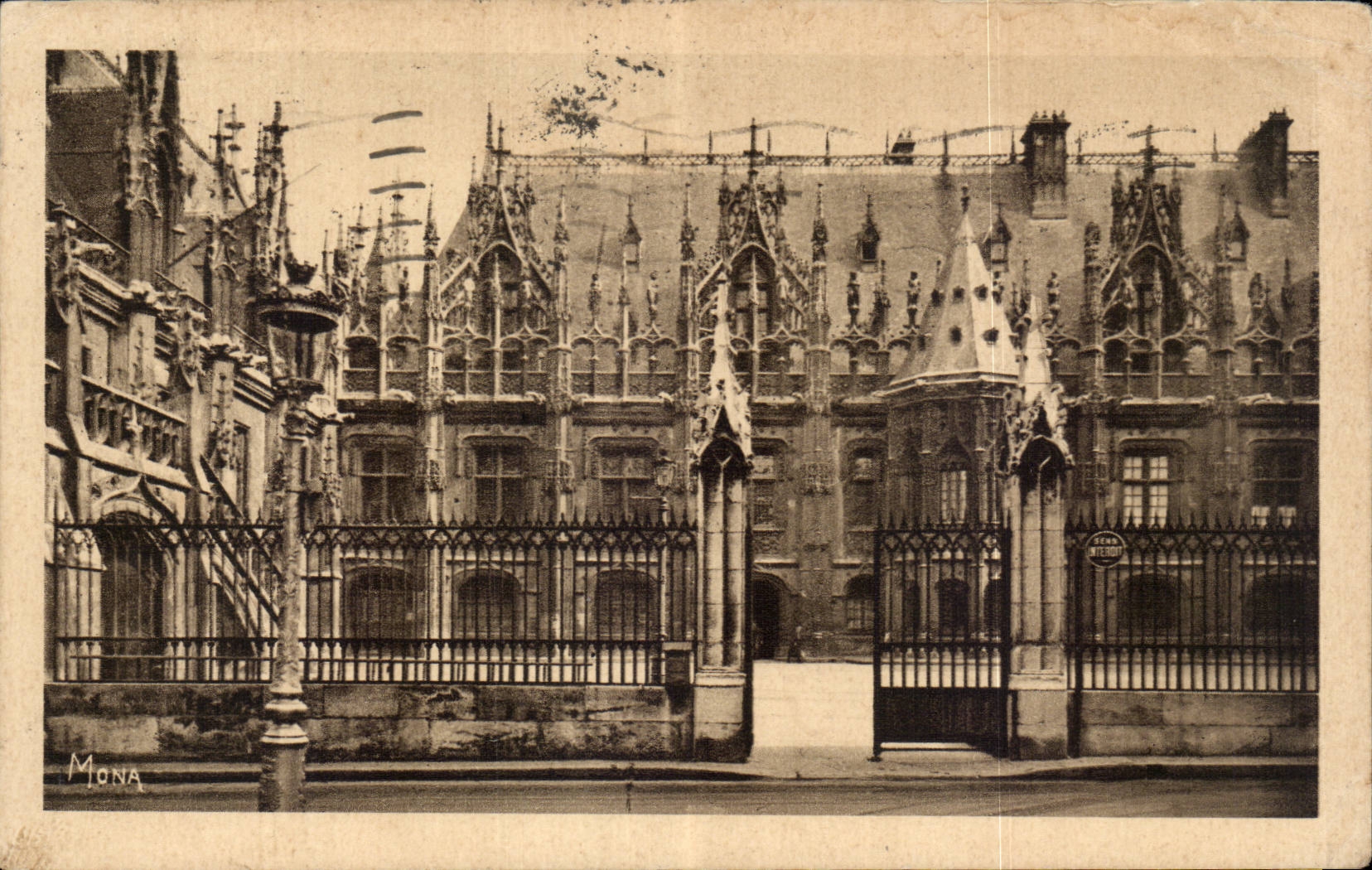 CPA Rouen Palais de justice grille et cour d'honneur