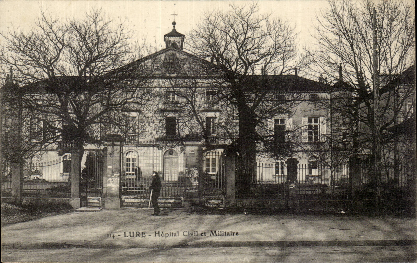 CPA Lure Hopital civil militaire