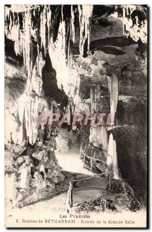 CPA Grottes de Betharram Entree de la grande salle