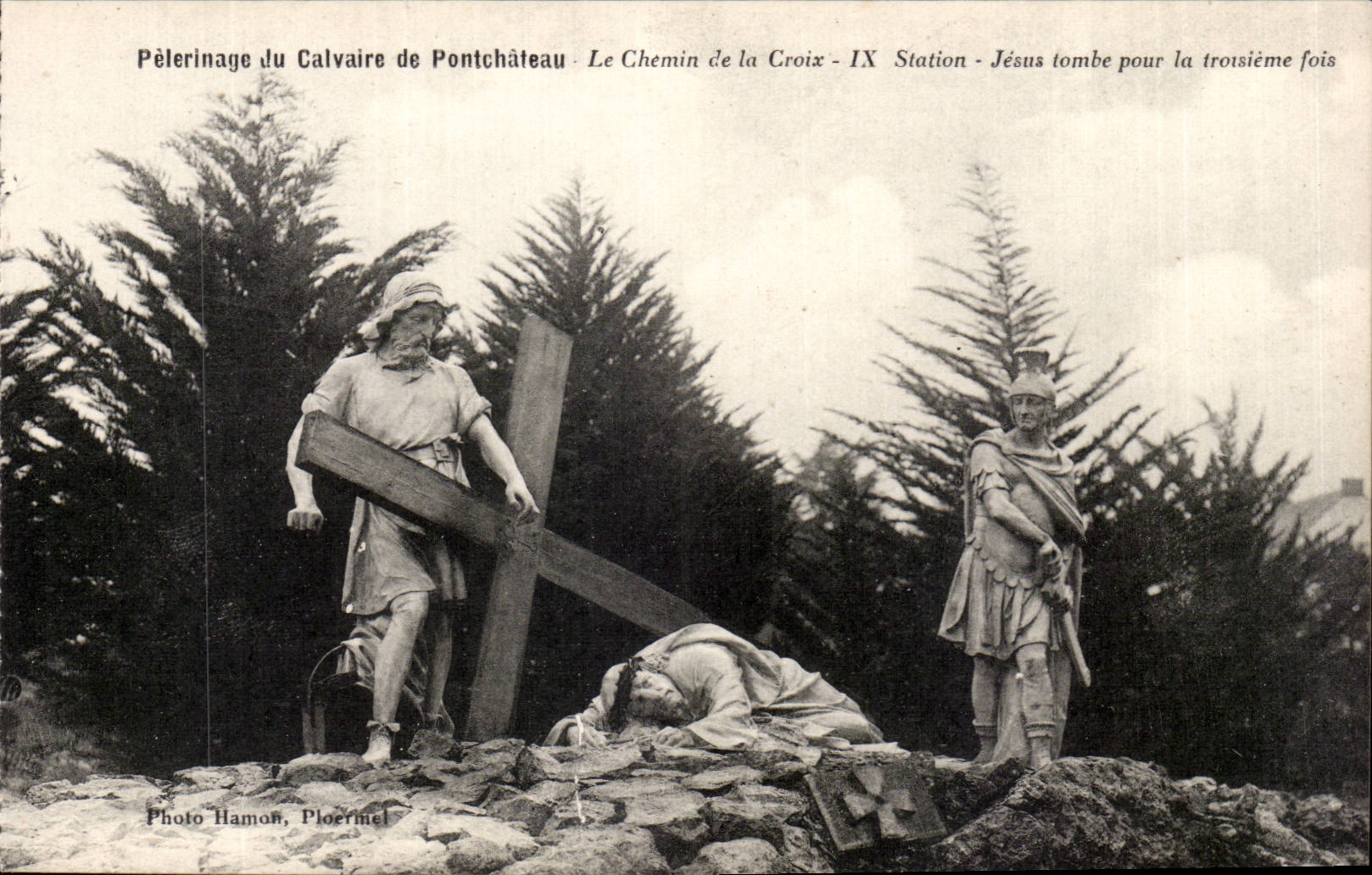 Pèlerinage du Calvaire de Pontchâteau — Le Chemin de la Croix - IX Station - Jésus tombe pour la troisième fois — Photo Hamon, Ploërmel