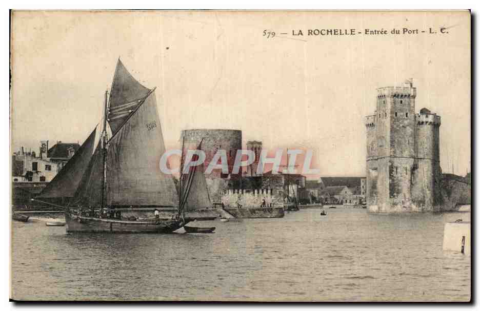 CPA La Rochelle Entree du port