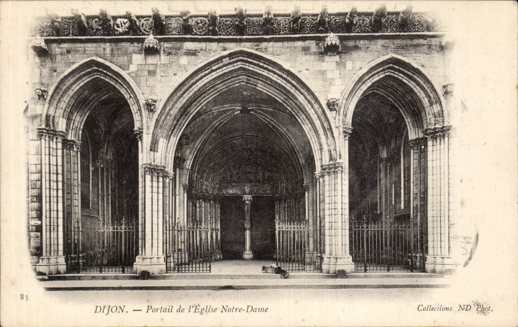 CPA Dijon Portail de l'eglise Notre Dame