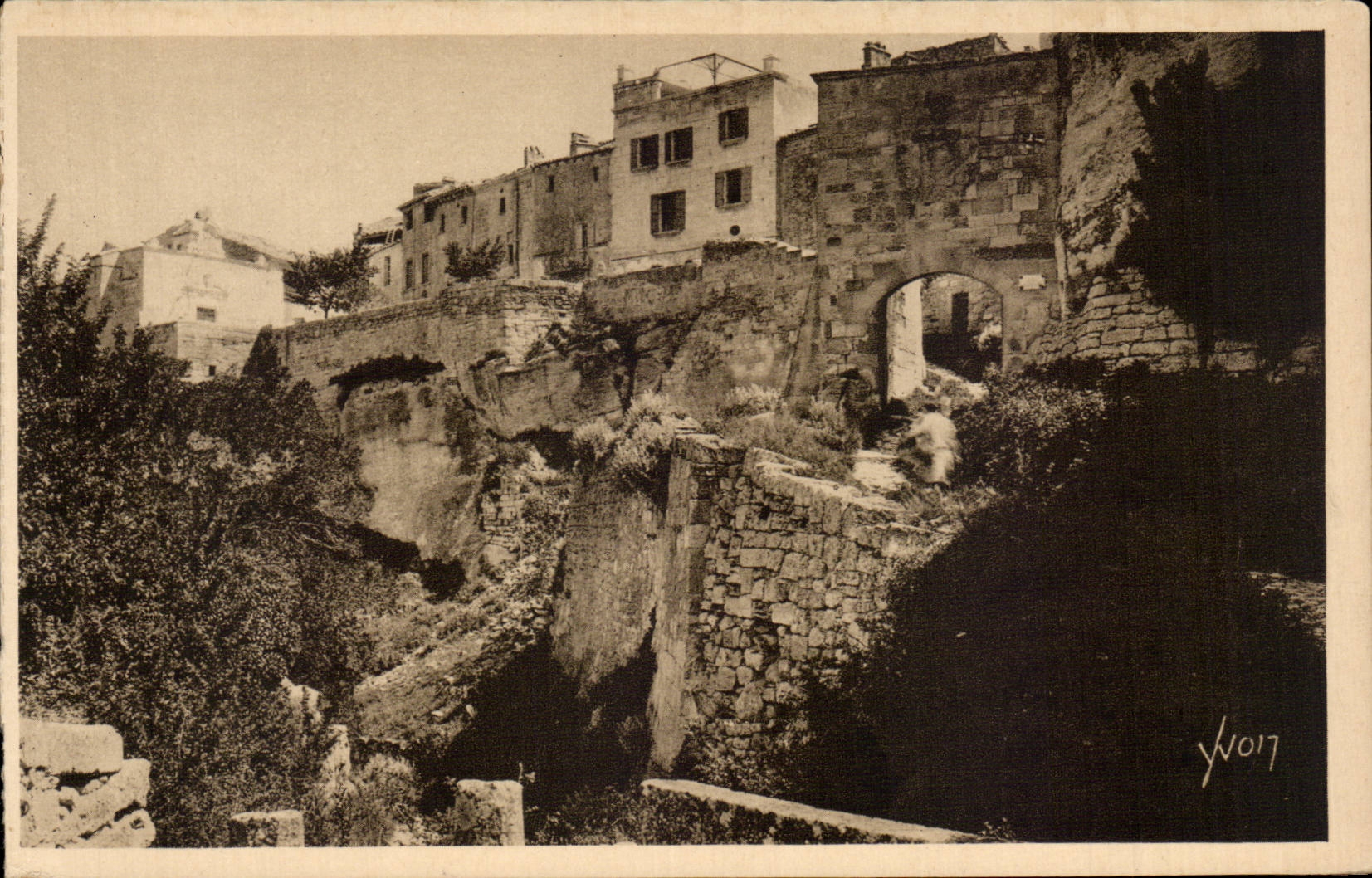 Les Baux-du-Roussillon — Les Remparts — Éditions d'Art Yvon, Paris