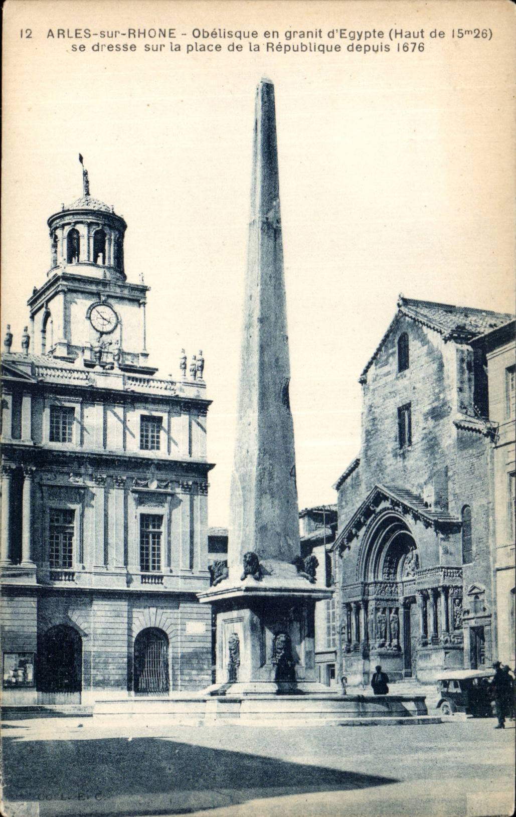 Arles-sur-Rhône — Obélisque en granit d'Égypte (Haut de 15m26) — éditeur L.E.C. n°12