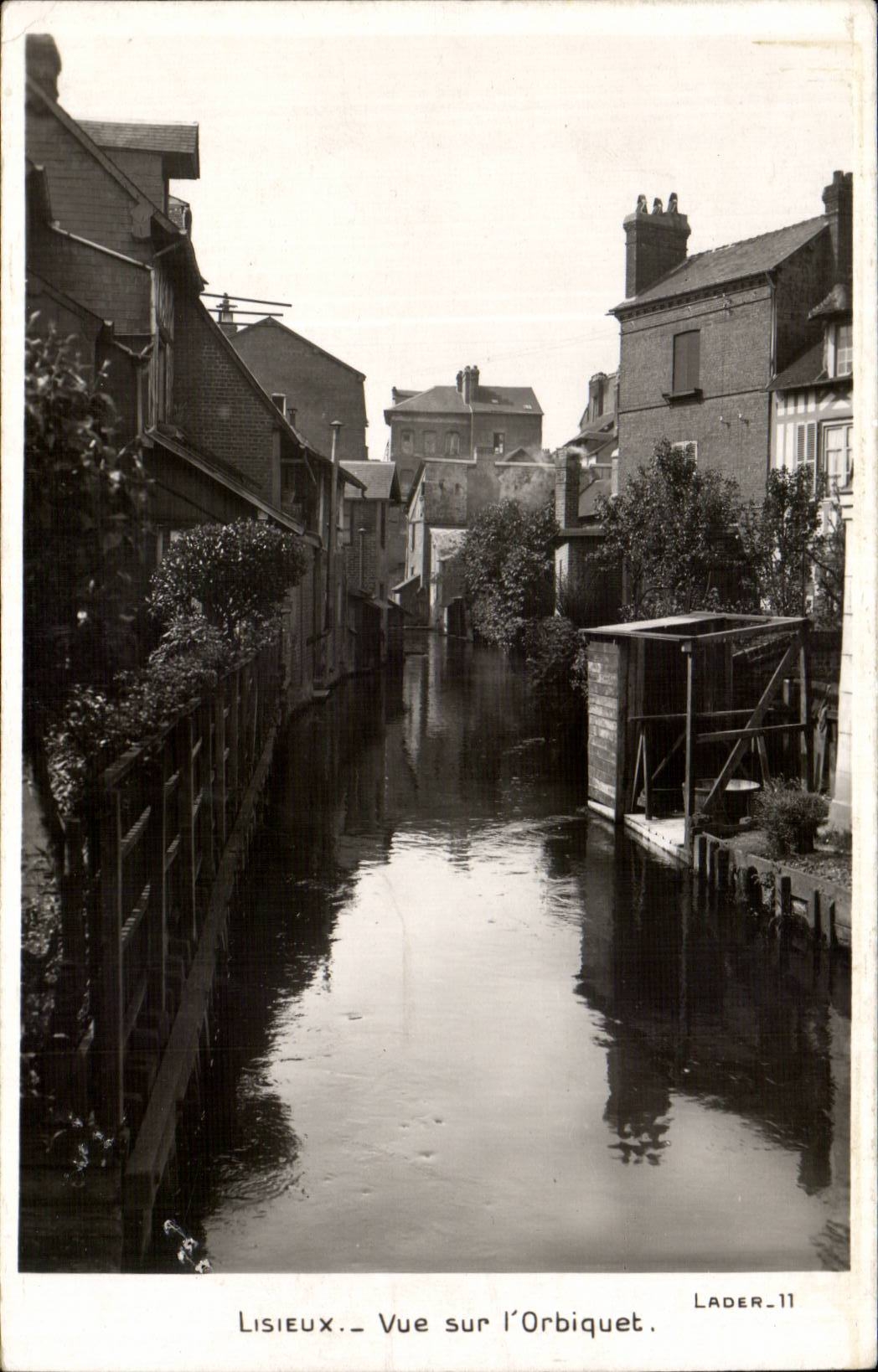 Lisieux — Vue sur l'Orbiquet — Lader-11