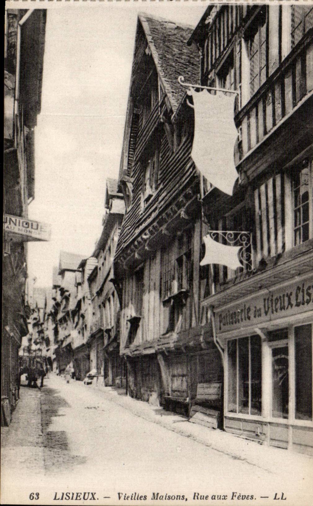 Lisieux — Vieilles Maisons, Rue aux Fèves — LL