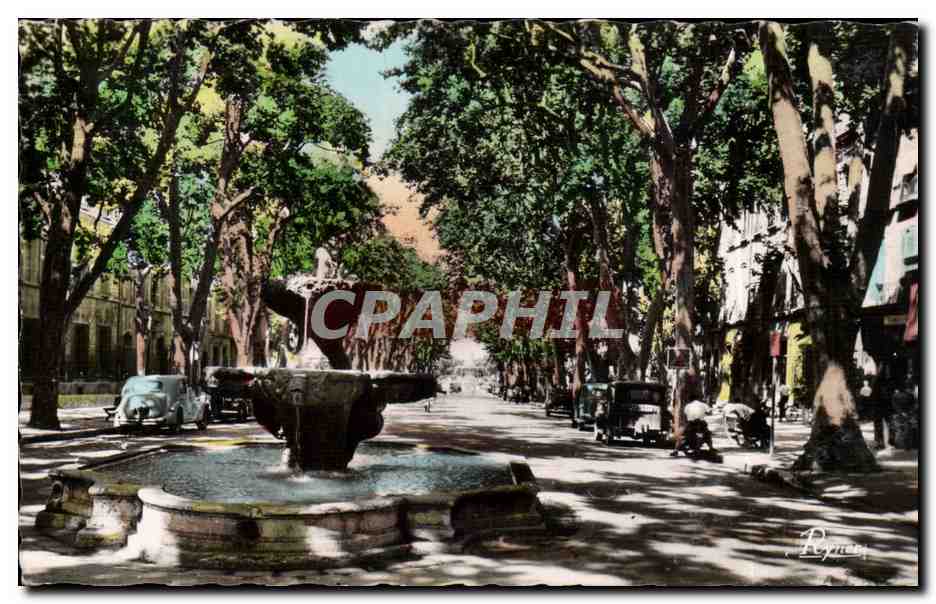 Aix-en-Provence — Fontaine des Neuf Canons sur le Cours Mirabeau — Société Éditions de la Libération
