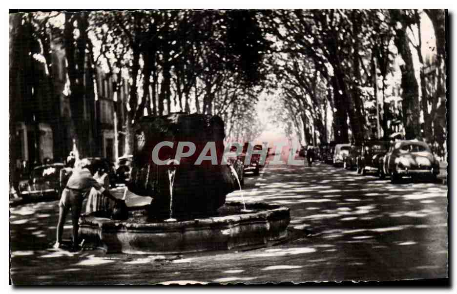 Fontaine des Eaux de Source Naturelle — Aix-en-Provence — Éditions Clartany