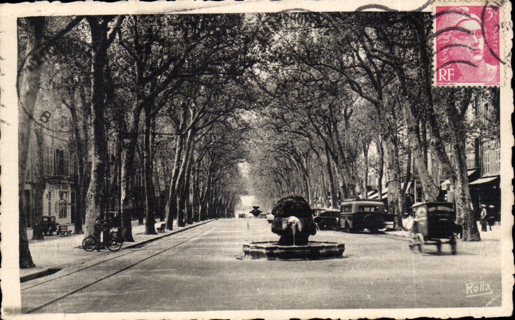 Aix-en-Provence — Le cours Mirabeau — Rella