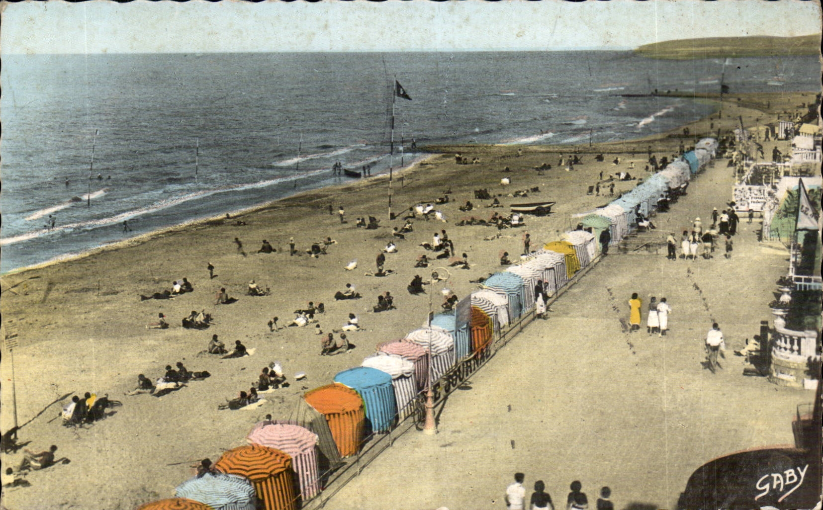 CPA Houlgate La plage a vol d'oiseau