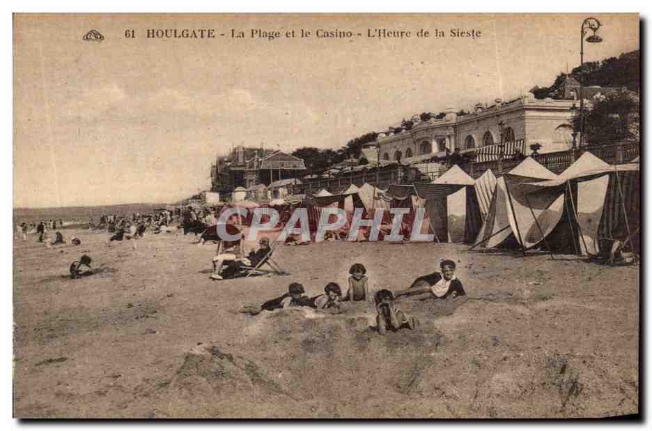 Houlgate - La Plage et le Casino - L'Heure de la Sieste