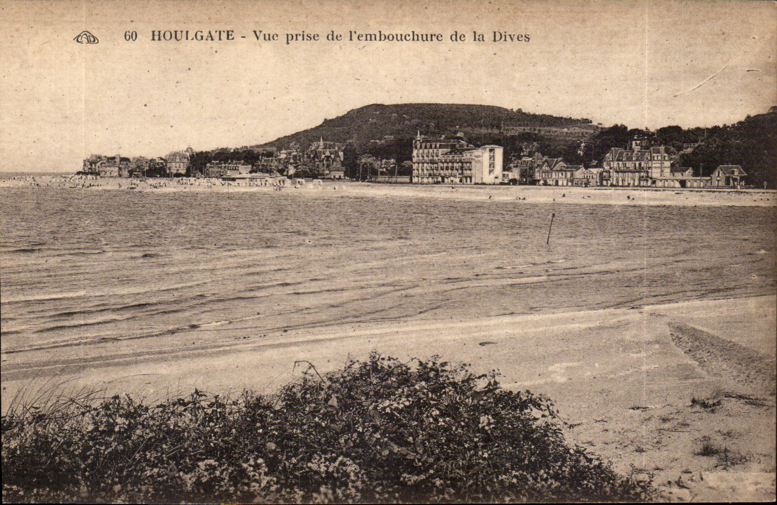 CPA Houlgate Vue prise de l'embouchure de la Dives
