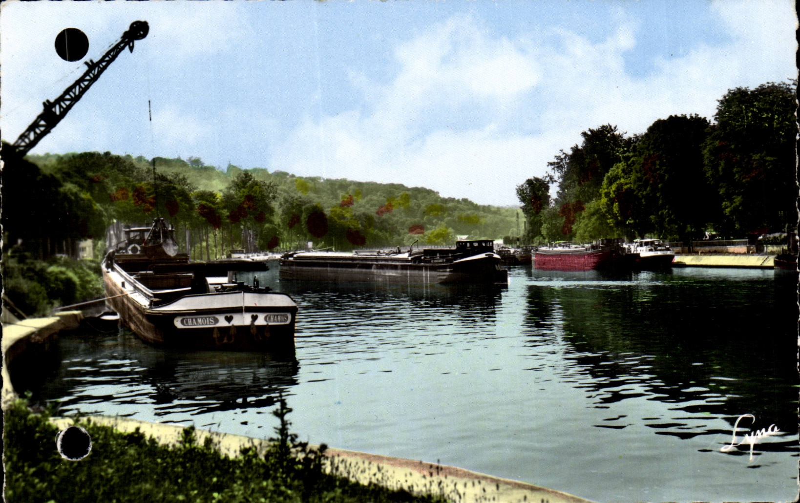 CPA Croissy sur Seine Bords de Seine