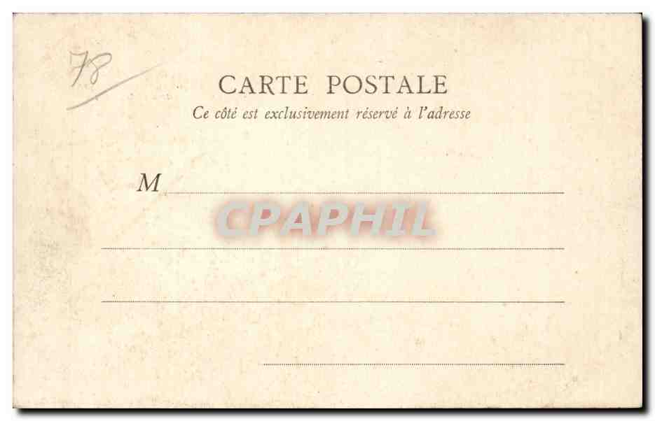 Montfort-l'Amaury — Intérieur du cimetière (ancien cloître) — sans éditeur ni numéro visible — Reverso