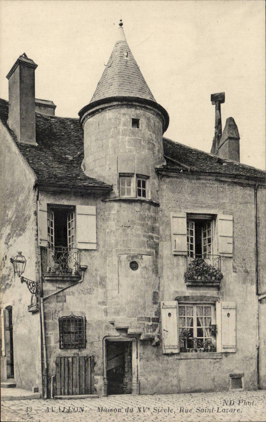 Avilleon — Haus aus dem 15. Jahrhundert, Straße Saint-Lazare — ND Phot.