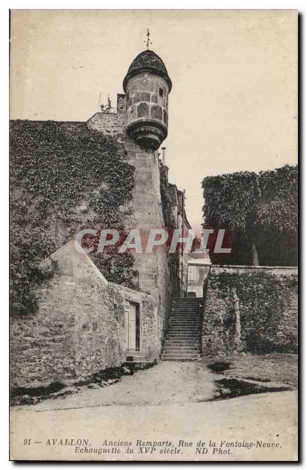 Avallon — Anciens remparts, échauguette du XVIe siècle — ND Phot.