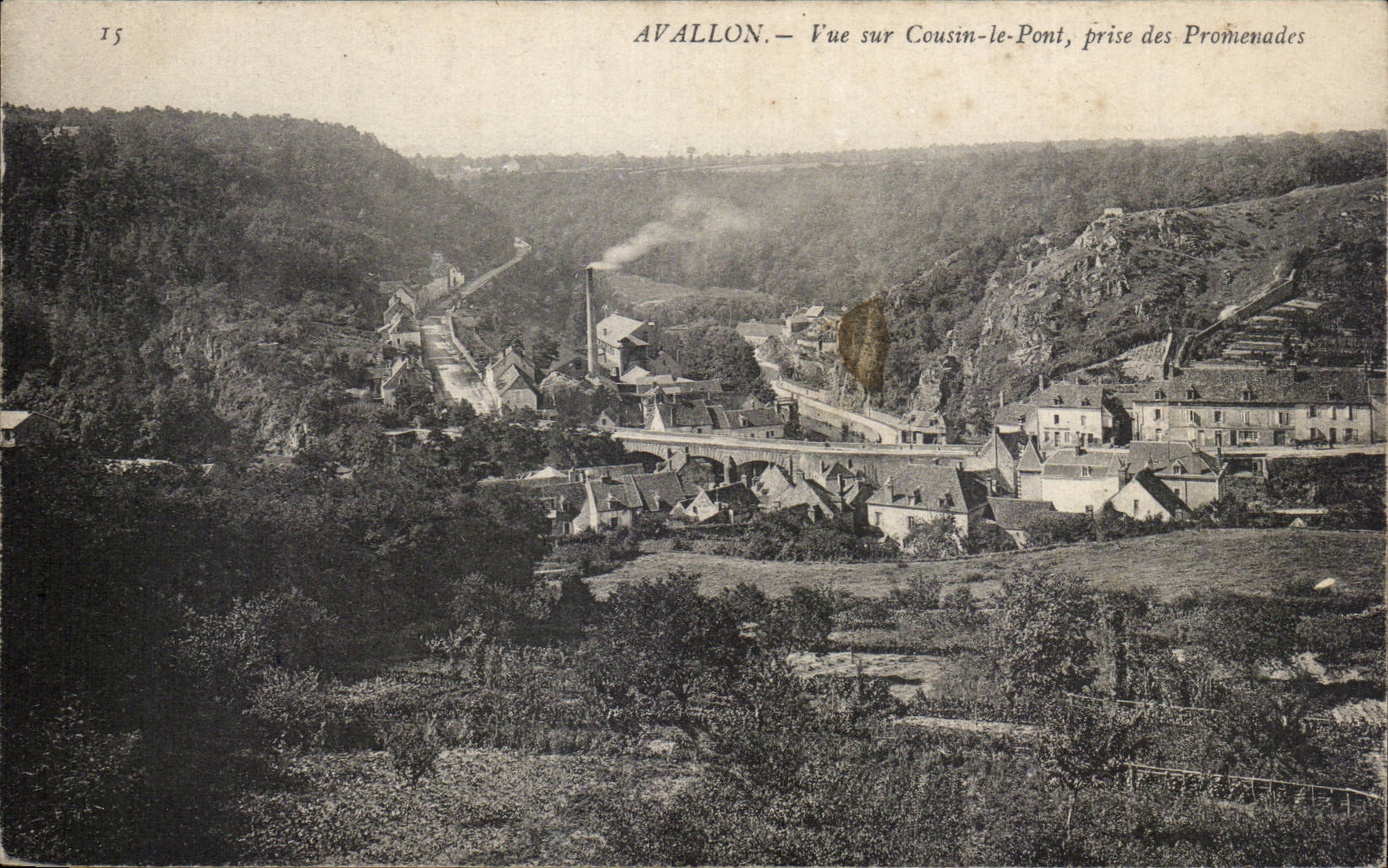 Avallon — Vue sur Cousin-le-Pont, prise des Promenades — éditeur Promenades, n° 15