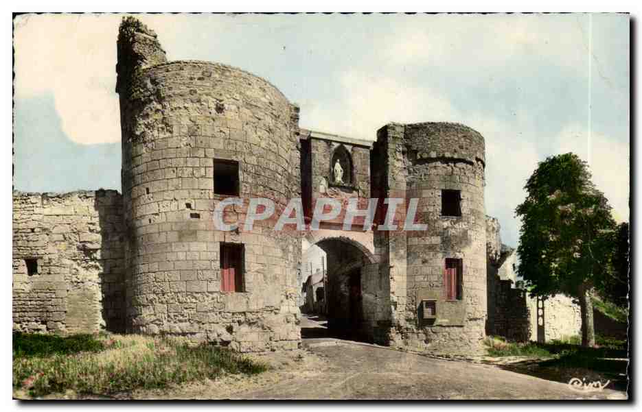 CPA Loudun Porte du Martray de l'ancien Chateau du 15eme rase par Richelieu