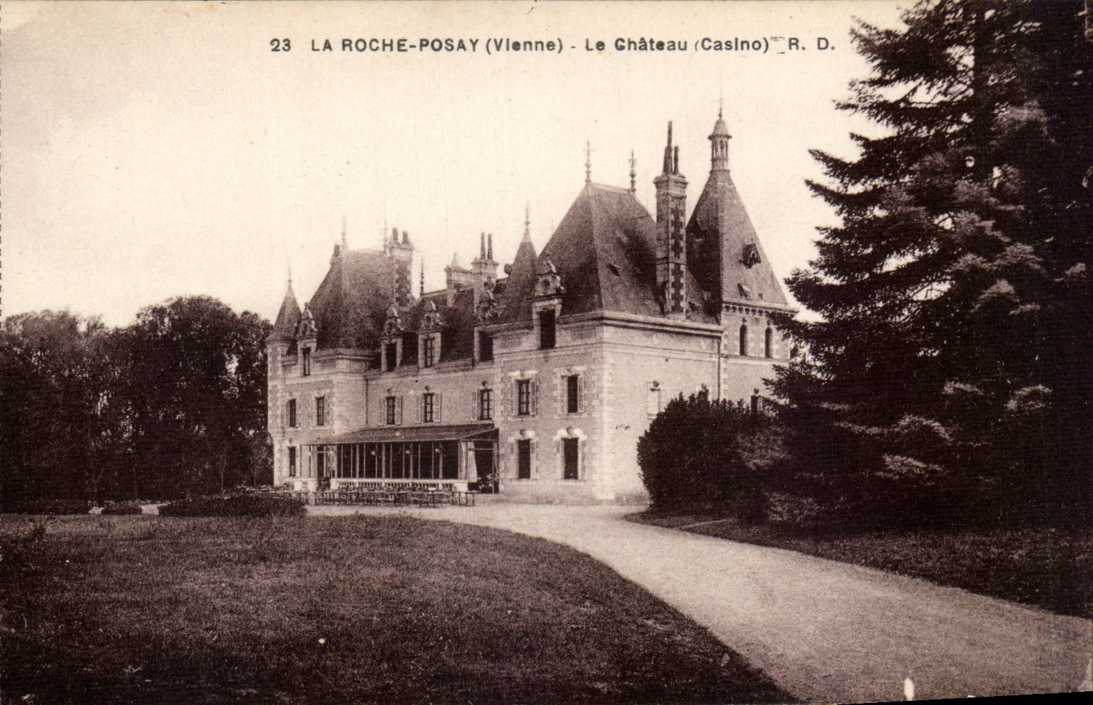 CPA La Roche posay Le chateau ( casino ) 