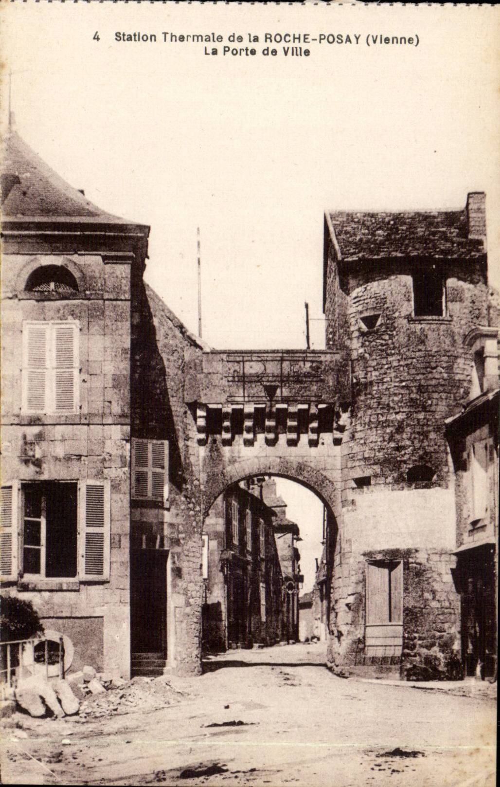 La Porte de Ville — Station Thermale de la ROCHE-POSAY (Vienne) — R. Dorange, Tours, n°4