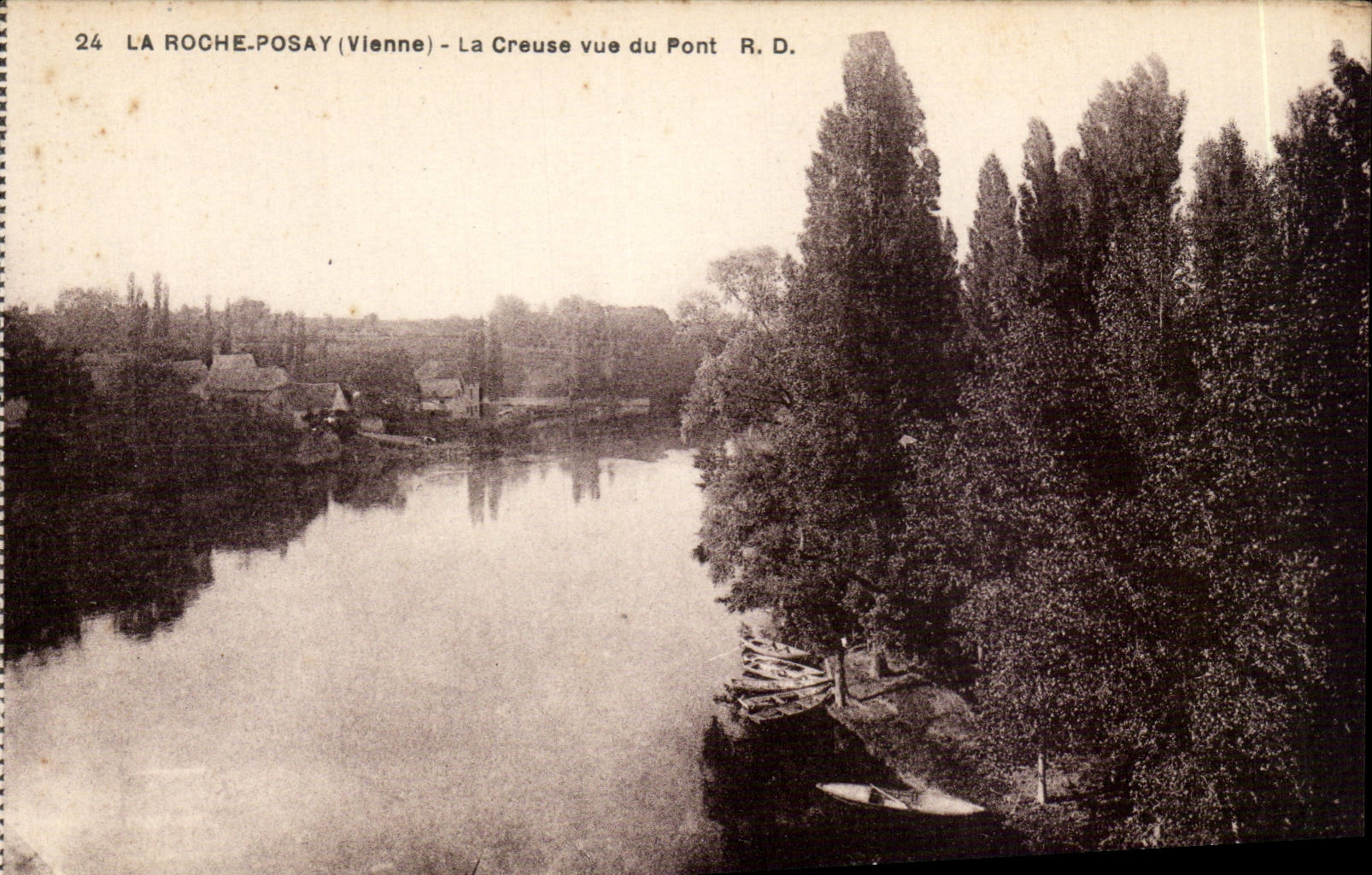 CPA La Roche posay La Creuse vue du pont