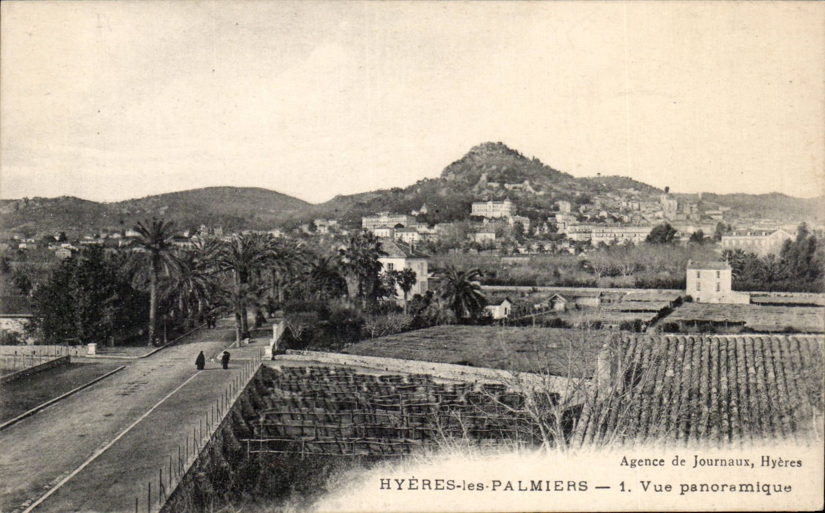 Hyères-les-Palmiers — Vue panoramique — Agence de Journaux, Hyères
