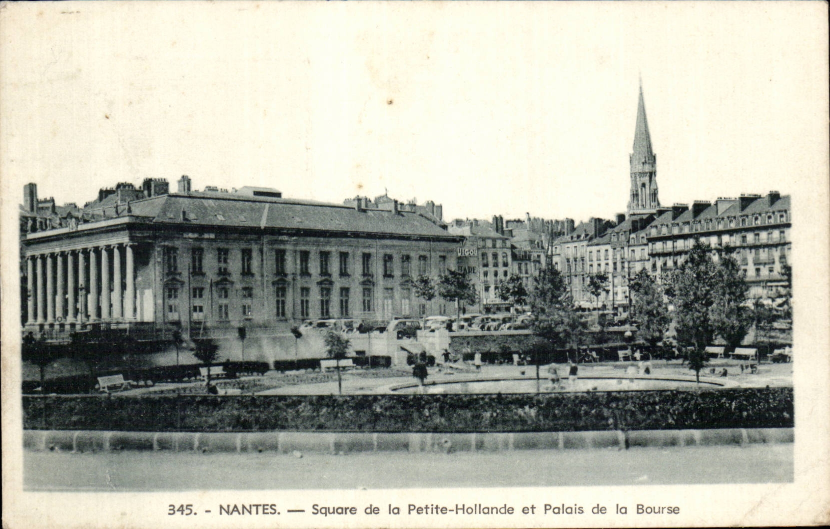 Nantes CPA Square de la petite Hollande et palais de la bourse