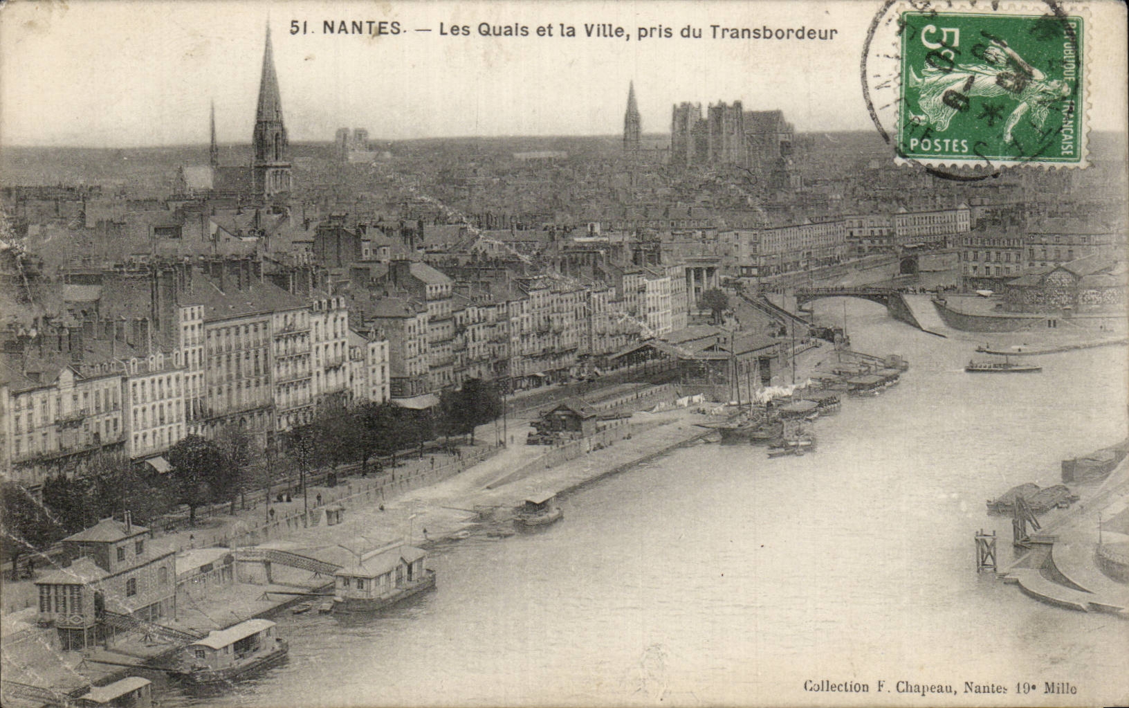 CPA Nantes Les quais de la ville pris du transbordeur