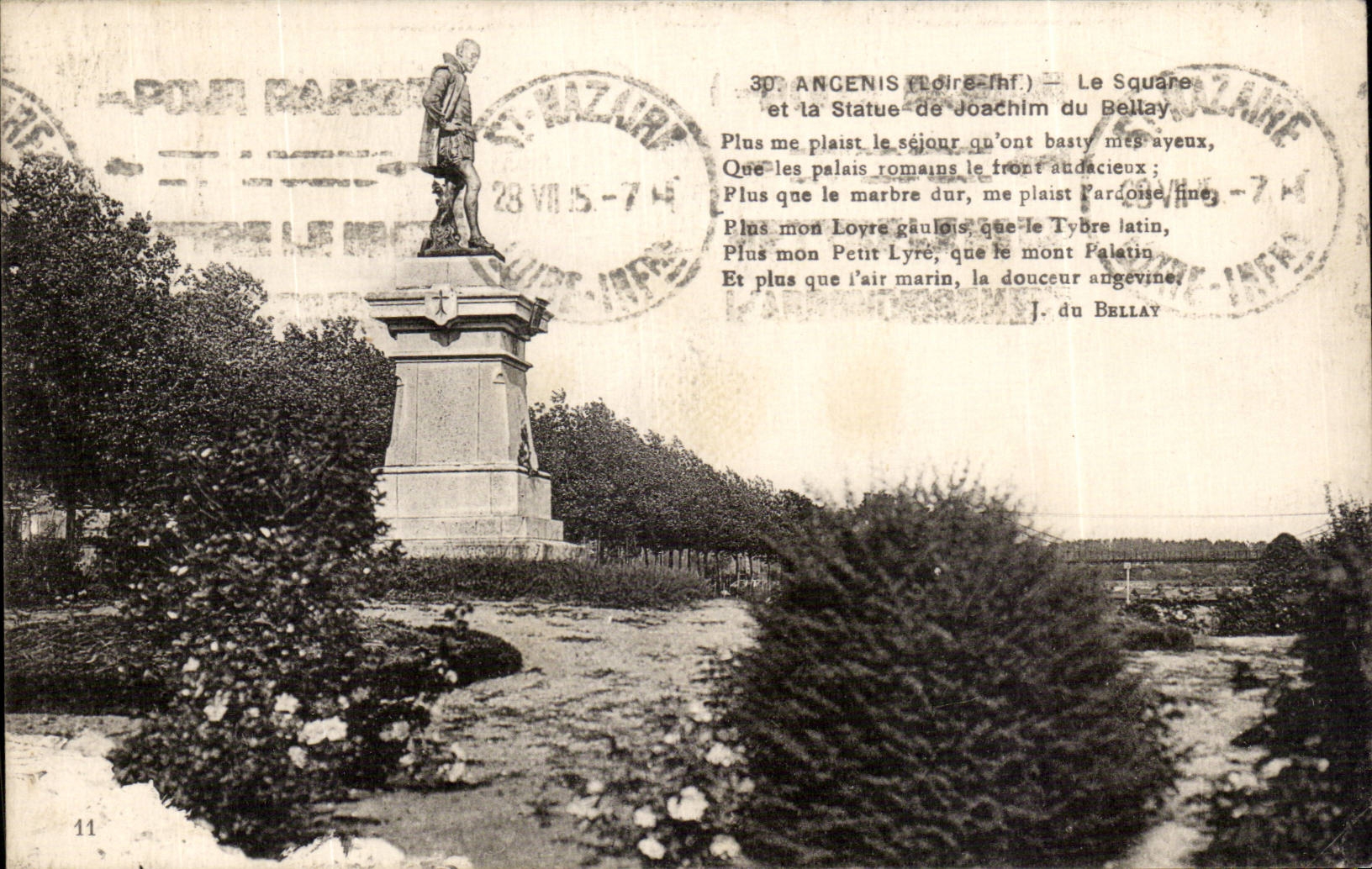 CPA Ancenis Le square et la statue Joachim du Bellay 