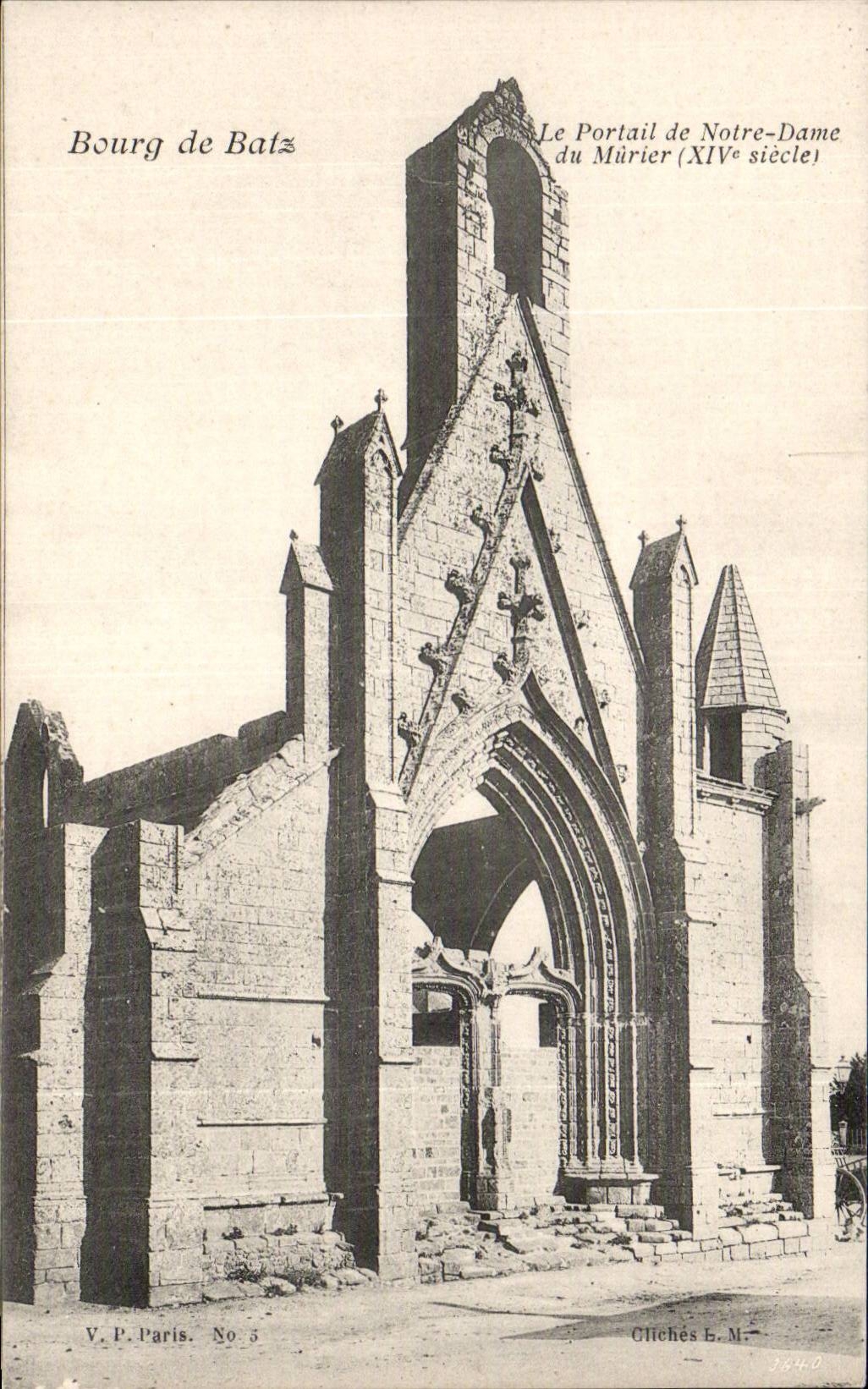 CPA Bourg de Batz Le portail de Notre DAme du Murier