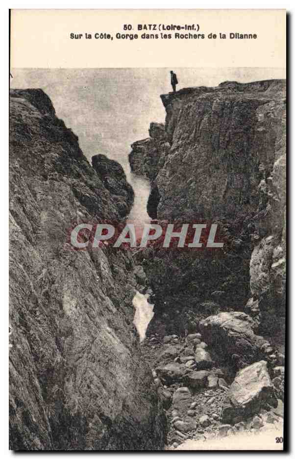 Batz CPA Sur la cote Gorge dans les rochers de la Dilanne
